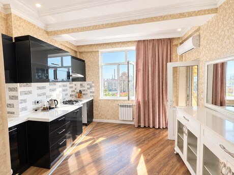 Объявление №6492555 - Баку, м. Кара Караев, 3-комн., 105 м², 5/16 этаж