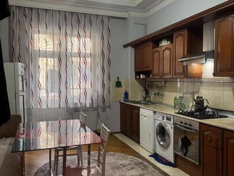 5-room apartment, 230 m², 8-ci mikrorayon: 555 000 ₼ 5