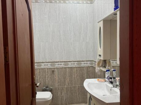 5-room apartment, 230 m², 8-ci mikrorayon: 555 000 ₼ 3