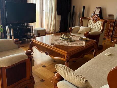 28 Mayda 3 otaqlı yeni tikili mənzil kirayə verilir, 160 m², 1 500 AZN/ay, şəkil 2 / 12