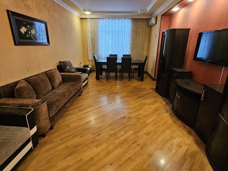3 otaqlı mənzil, 125 m², 7-ci mikrorayon: 285 000 ₼ 4