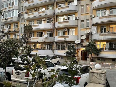 Аренда: 2-комнатная квартира, 75 м², Həzi Aslanov: 650 ₼/мес 2