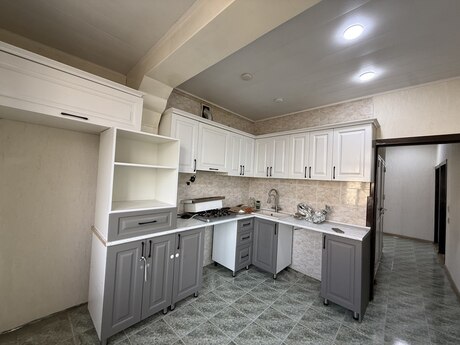 4-room apartment, 102 m², Koroğlu: 259 000 ₼ 3