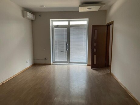 Elan №6492847 - Bakı, Şah İsmayıl Xətai m., 3 otaqlı, 90 m²