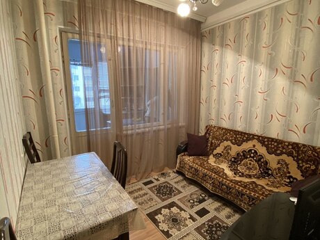 Продаётся 2-комнатная квартира в старом фонде, Əhmədli, 47 м², 155 000 AZN, фото 2 / 5