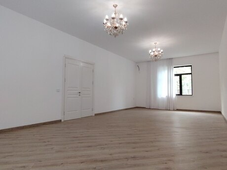 4-room house, 200 m², Binə: 148 000 ₼ 3