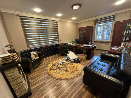 Elan №6492877 - Bakı, Nərimanov r., 4 otaqlı, 110 m²