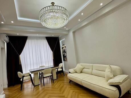 2-room apartment for rent, 70 m², Gənclik: 1 200 ₼/mo 2