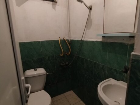 Qaraçuxurda 2 otaqlı həyət evi kirayə verilir, 35 m², 250 AZN/ay, şəkil 5 / 6