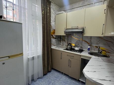 Memar Əcəmidə 2 otaqlı köhnə tikili mənzil satılır, 58 m², 155 000 AZN, şəkil 5 / 12