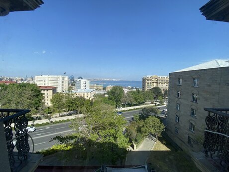 3-room apartment, 75 m², İçəri Şəhər: 380 000 ₼ 3