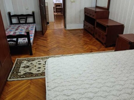 3-room apartment for rent, 90 m², Nəriman Nərimanov: 850 ₼/mo 2