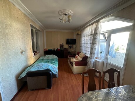 Продаётся 2-комнатная квартира в старом фонде, Nəsimi, 80 м², 185 000 AZN, фото 4 / 9