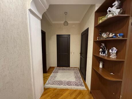 Продаётся 3-комнатная квартира в новостройке, Həzi Aslanov, 118 м², 274 500 AZN, фото 4 / 12