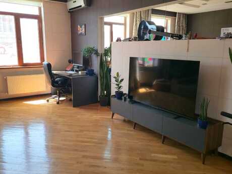 3 otaqlı mənzil, 132 m², 8 Noyabr: 460 000 ₼ 5