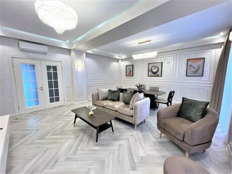 Kirayə 3 otaqlı mənzil, 140 m², Ağ şəhər: 2 800 ₼/ay 4