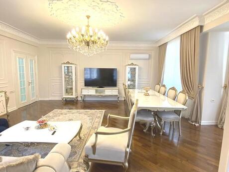 3 otaqlı mənzil, 158 m², 28 May: 620 000 ₼ 2