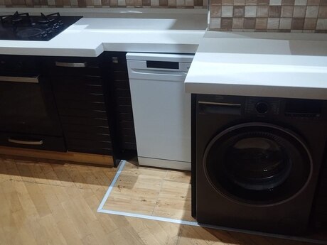 3-room apartment for rent, 150 m², Ağ şəhər: 1 300 ₼/mo 3