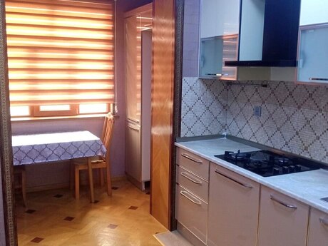 Xalqlar Dostluğunda 2 otaqlı köhnə tikili mənzil kirayə verilir, 60 m², 650 AZN/ay, şəkil 5 / 10