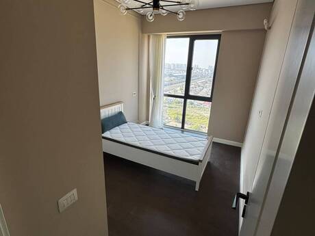 4-room apartment for rent, 130 m², City Garden: 1 800 ₼/mo 3