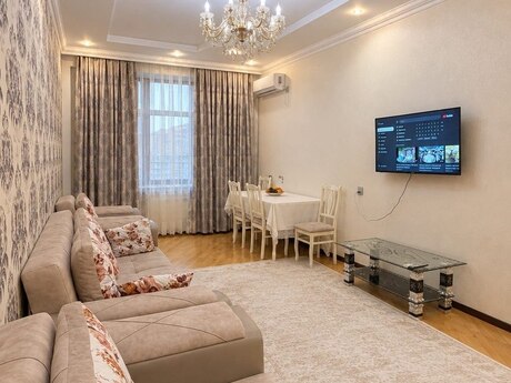 2-room apartment for rent, 100 m², Şah İsmayıl Xətai: 80 ₼/mo 4