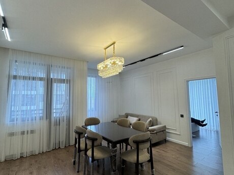 3 otaq · 85 m² · 8/15 mərtəbə, Elmlər Akademiyası
