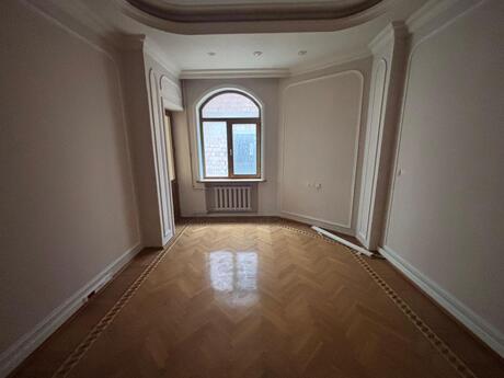 Объявление №6493775 - Баку, Насиминский  р., 10-комн., 1050 м²