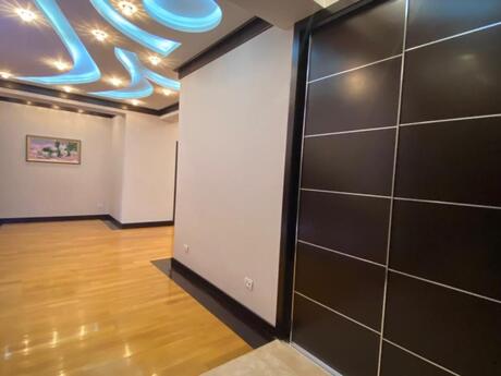 Kirayə 4 otaqlı mənzil, 200 m², Şah İsmayıl Xətai: 2 500 ₼/ay 4