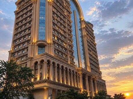 Elan №6493825 - Bakı, Elmlər Akademiyası m., 4 otaqlı, 185 m², 13/19 mərtəbə