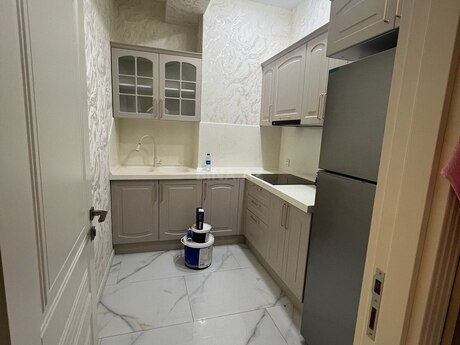 Memar Əcəmidə 2 otaqlı yeni tikili mənzil kirayə verilir, 60 m², 950 AZN/ay, şəkil 5 / 8
