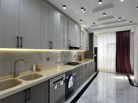 Elan №6493824 - Bakı, Qara Qarayev m., 3 otaqlı, 130 m², 12/14 mərtəbə