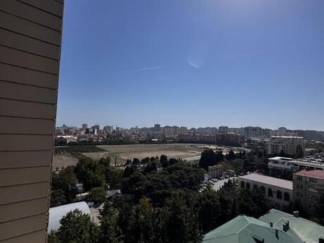 Продаётся 3-комнатная квартира в новостройке, Nərimanov, 141 м², 458 000 AZN, фото 2 / 12