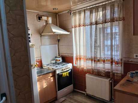 Аренда: 3-комнатная квартира, 65 м², Elmlər Akademiyası: 650 ₼/мес 3