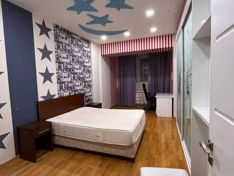 2-room apartment for rent, 85 m², Memar Əcəmi: 700 ₼/mo 3