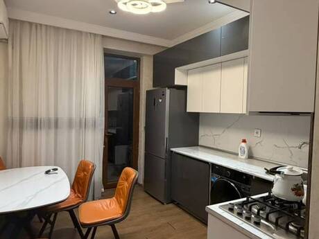 Jasmine Park kompleksində 3 otaqlı yeni tikili mənzil kirayə verilir, 130 m², 850 AZN/ay, şəkil 3 / 6