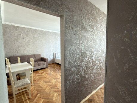1 otaq · 30 m² · 5/5 mərtəbə, Elmlər Akademiyası
