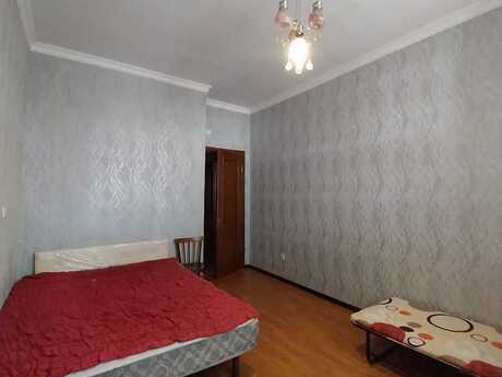 3-room apartment for rent, 90 m², Həzi Aslanov: 700 ₼/mo 4