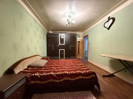 Продаётся 3-комнатная квартира в старом фонде, Elmlər Akademiyası, 80 м², 187 000 AZN, фото 3 / 12