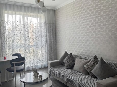 2-room apartment for rent, 65 m², Melissa Park: 800 ₼/mo 2