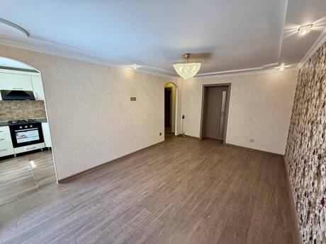 3-комнатная квартира, 75 м², Neftçilər: 185 000 ₼ 3