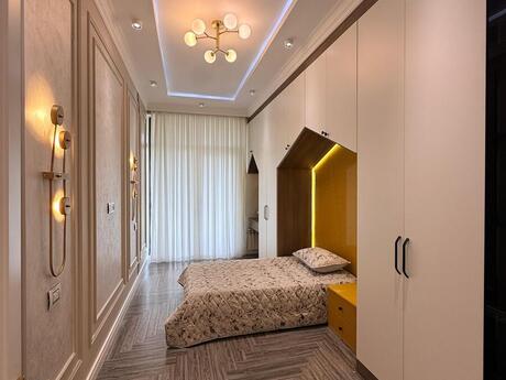4 otaqlı mənzil, 182 m², Şah İsmayıl Xətai: 648 000 ₼ 4