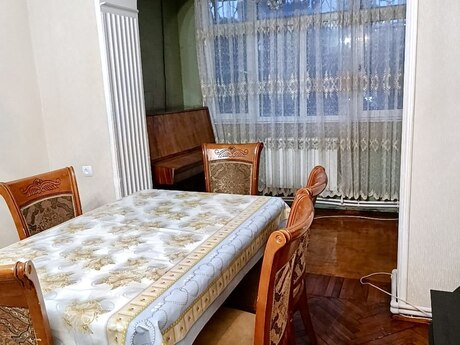 Nəriman Nərimanovda 3 otaqlı köhnə tikili mənzil kirayə verilir, 80 m², 850 AZN/ay, şəkil 2 / 9