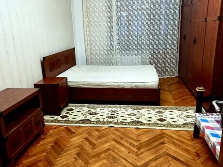 Nəriman Nərimanovda 3 otaqlı köhnə tikili mənzil kirayə verilir, 80 m², 850 AZN/ay, şəkil 3 / 9