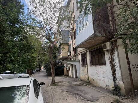 Elan №6494083 - Bakı, Memar Əcəmi m., 2 otaqlı, 46 m², 2/5 mərtəbə