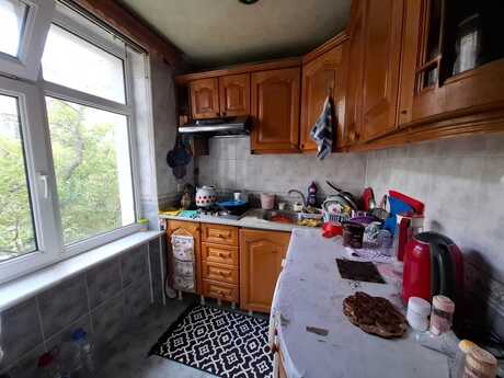 Elan №6494052 - Bakı, Qara Qarayev m., 3 otaqlı, 75 m², 3/5 mərtəbə