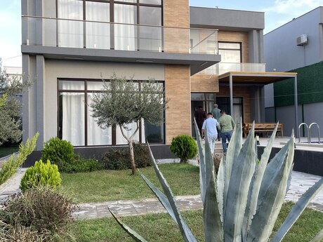 Mərdəkanda 6 otaqlı həyət evi kirayə verilir, 400 m², 1 000 AZN/ay, şəkil 5 / 12