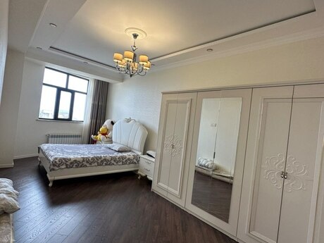 3 otaqlı mənzil, 164 m², 8-ci mikrorayon: 535 000 ₼ 5