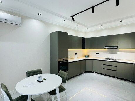 Mərdəkanda 6 otaqlı həyət evi kirayə verilir, 400 m², 1 000 AZN/ay, şəkil 4 / 12
