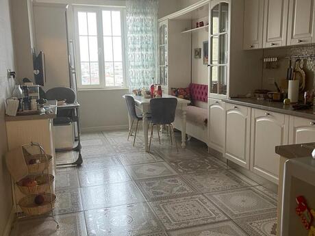 4 otaqlı mənzil, 167 m², Badamdar: 400 000 ₼ 4