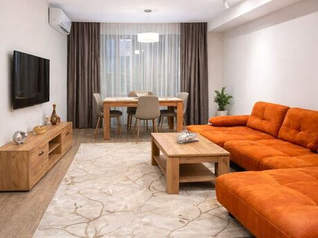 3-room apartment for rent, 85 m², Səbail: 1 500 ₼/mo 4